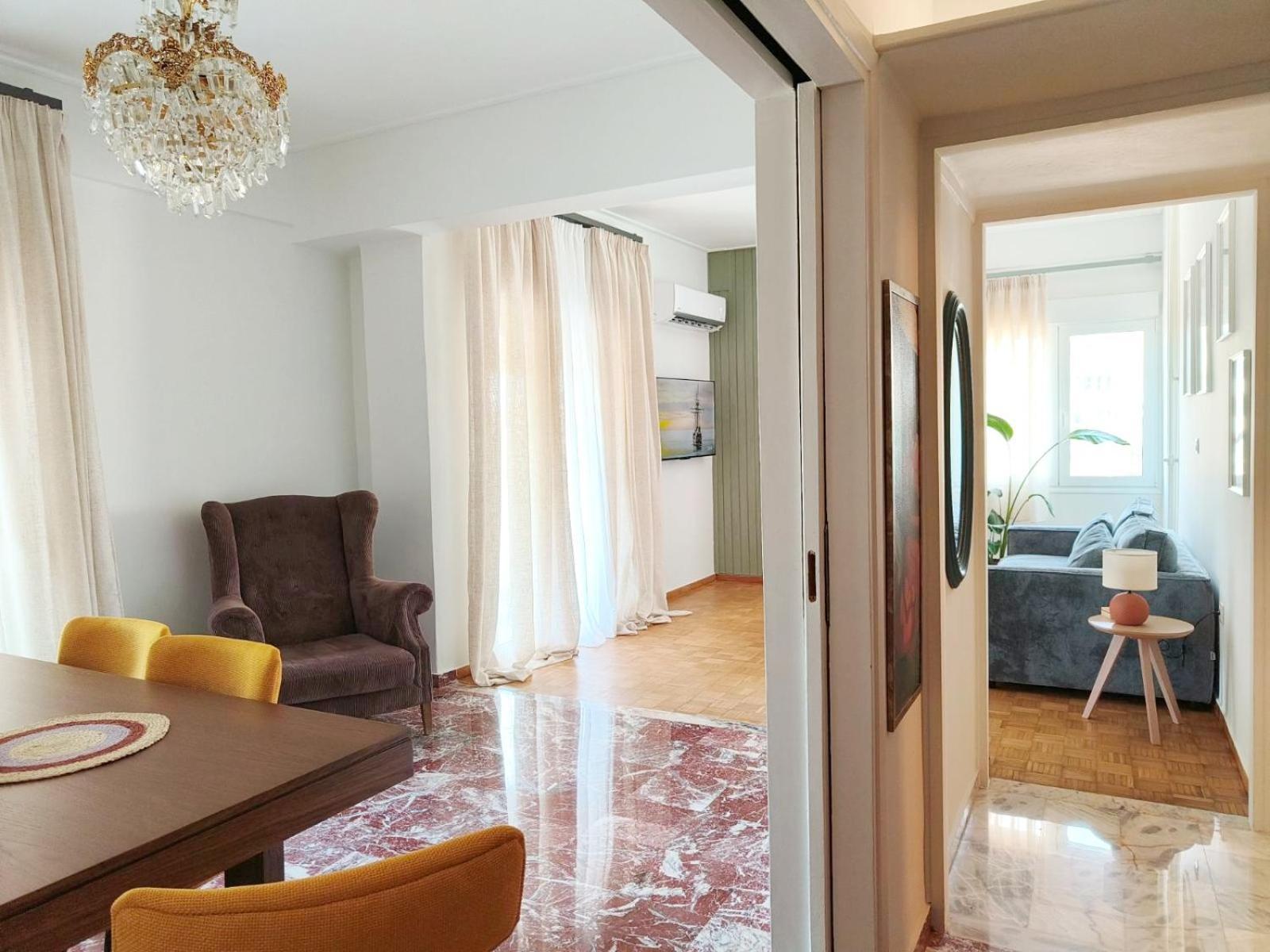 Stylish Artistic Flat With View, Three Min To Metro Apartman Athén Kültér fotó
